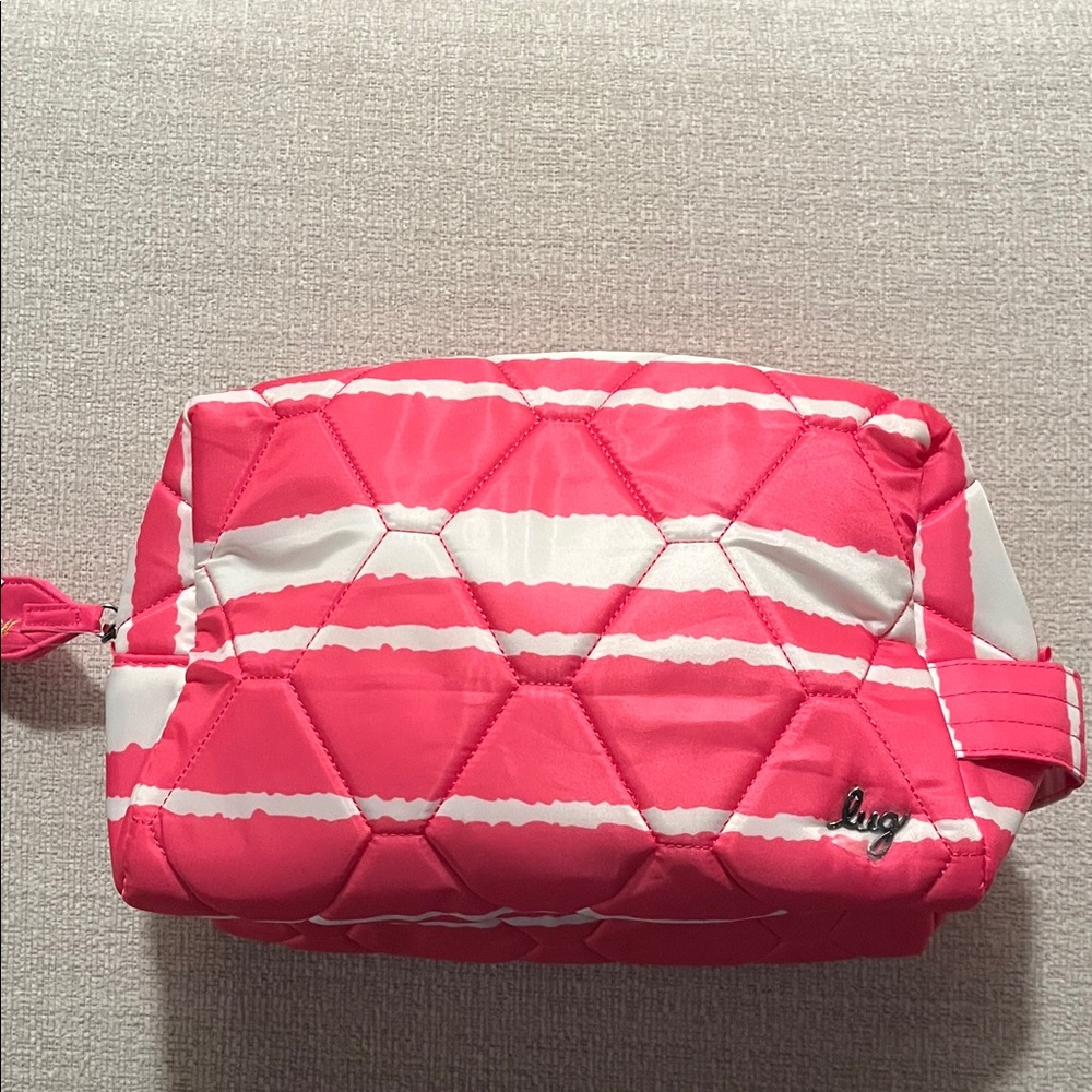 NWT Lug Bumper Cosmetic Case